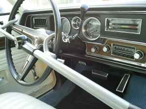 Illustration for article titled 1973 Pontiac LeMans for a Hollywood-Clubbing $3,700!